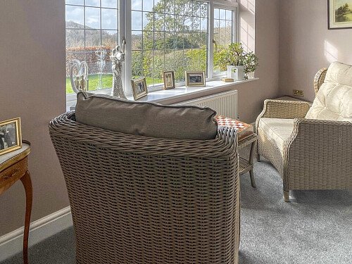 Pool House - Filming Locations Locations Direct -45