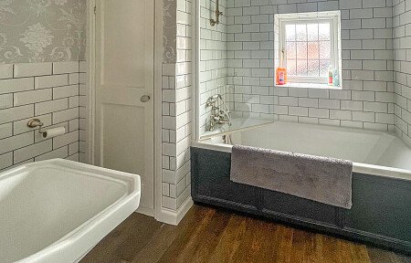 Pool House - Filming Locations Locations Direct -46