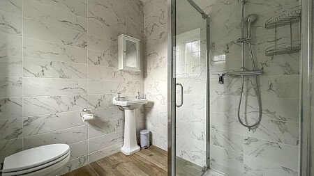 Pool House - Filming Locations Locations Direct -50