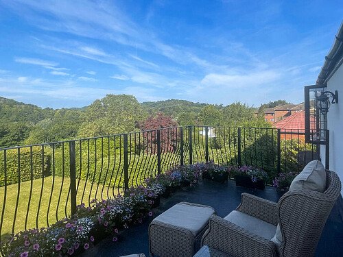 Pool House - Filming Locations Locations Direct -52