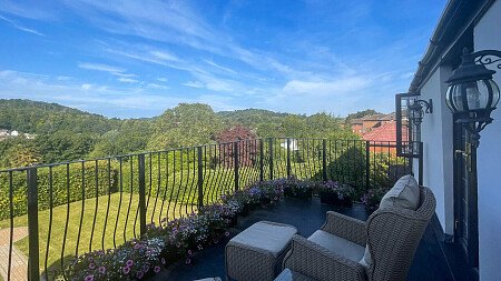 Pool House - Filming Locations Locations Direct -52