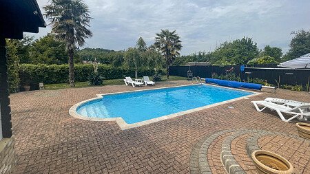 Pool House - Filming Locations Locations Direct -53