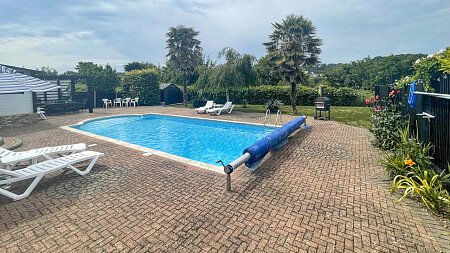 Pool House - Filming Locations Locations Direct -54