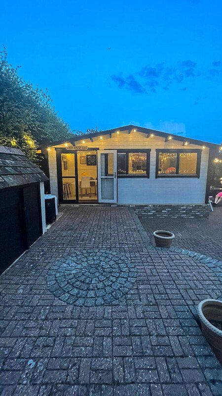 Pool House - Filming Locations Locations Direct -62