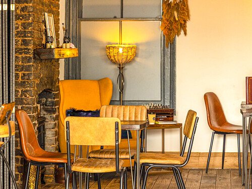 134 coffee - Filming Locations Locations Direct -06