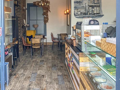 134 coffee - Filming Locations Locations Direct -09