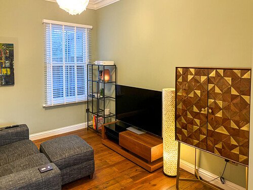 Green walls - Filming Locations Locations Direct -11