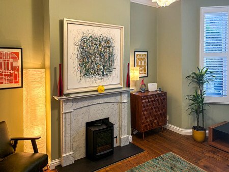 Green walls - Filming Locations Locations Direct -15