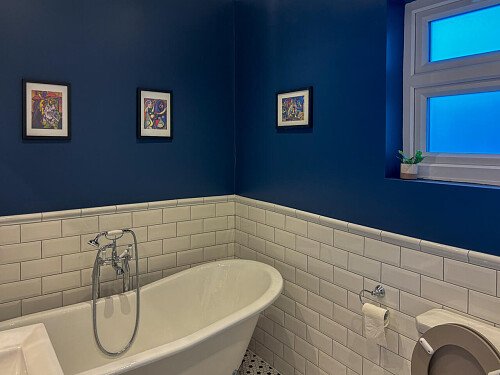 Green walls - Filming Locations Locations Direct -25