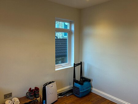 Green walls - Filming Locations Locations Direct -31