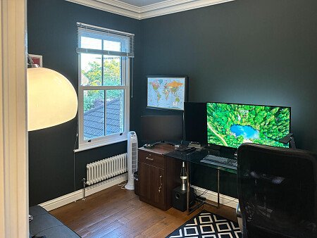 Green walls - Filming Locations Locations Direct -32