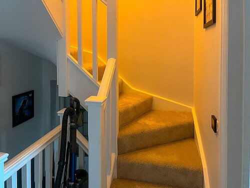 Circle Table - Filming Locations Locations Direct -24