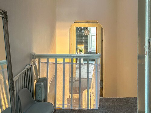 Blue house - Filming Locations Locations Direct -11