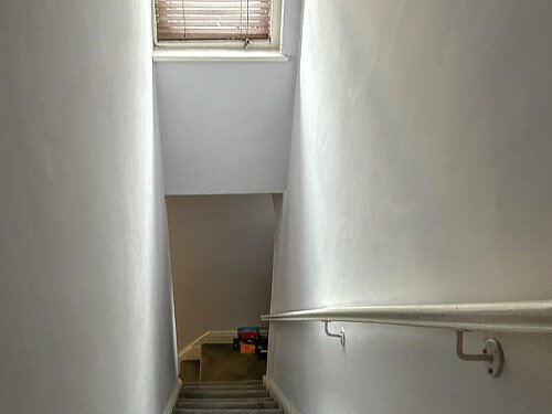 Blue house - Filming Locations Locations Direct -14