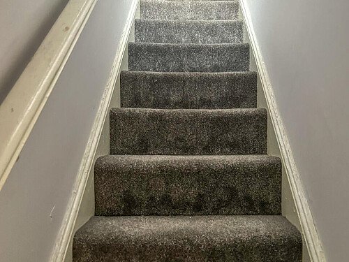 Blue house - Filming Locations Locations Direct -13