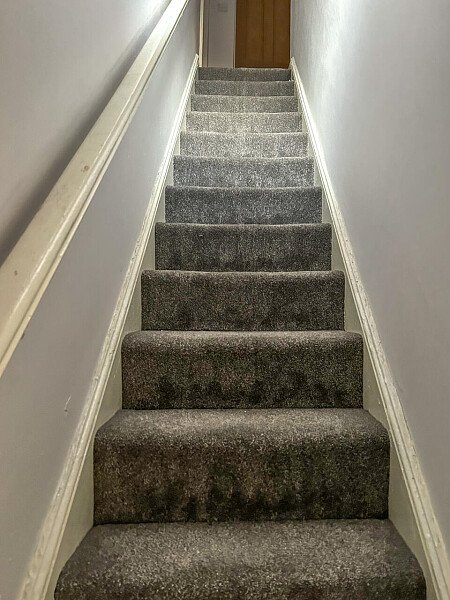 Blue house - Filming Locations Locations Direct -13