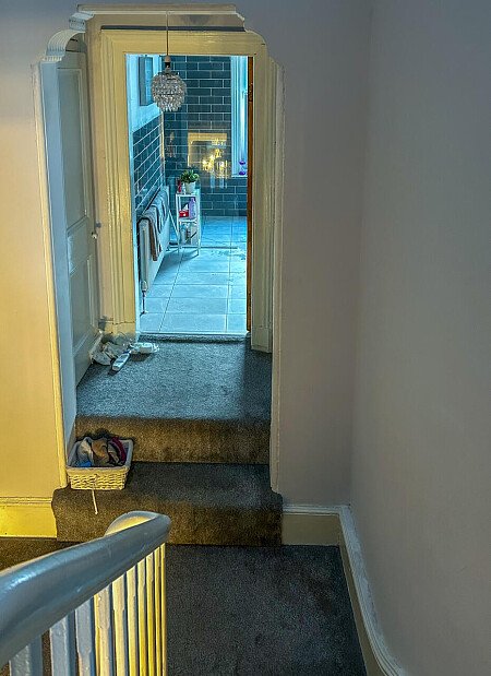 Blue house - Filming Locations Locations Direct -16