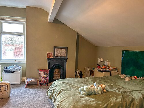 Blue house - Filming Locations Locations Direct -17