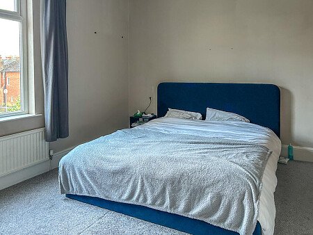 Blue house - Filming Locations Locations Direct -22