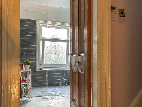 Blue house - Filming Locations Locations Direct -26