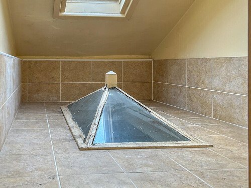 Blue house - Filming Locations Locations Direct -34