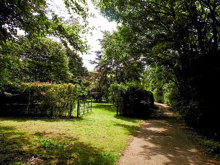 Aston - Filming Locations Locations Direct -23