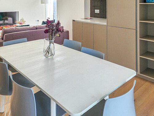 118 - Filming Locations Locations Direct -06