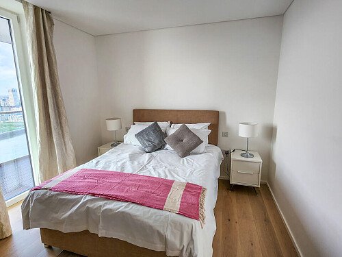 118 - Filming Locations Locations Direct -08