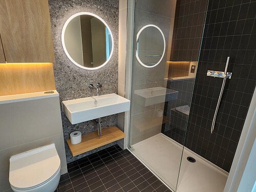 118 - Filming Locations Locations Direct -11