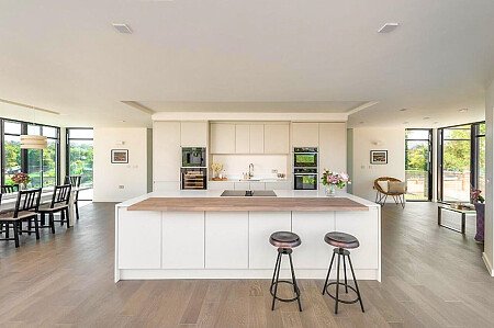 Arc - Filming Locations Locations Direct -01