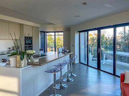 Arc - Filming Locations Locations Direct -06