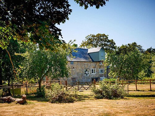 Bella House - Filming Locations Locations Direct -12