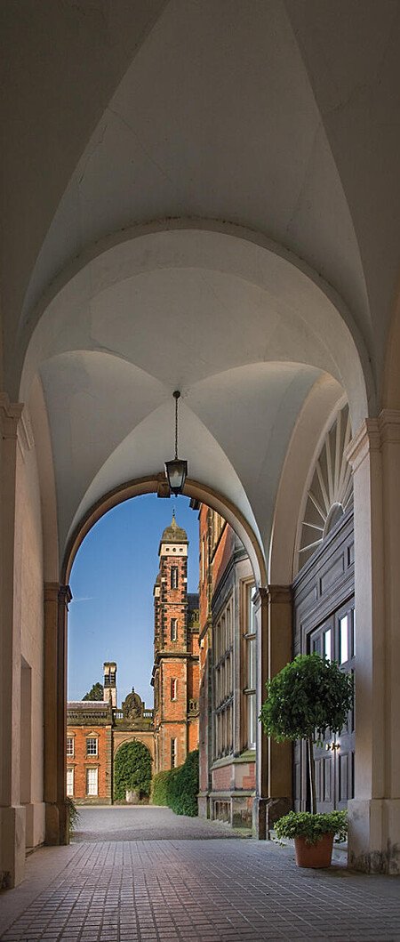 Capesthorne Hall - Filming Locations Locations Direct -13