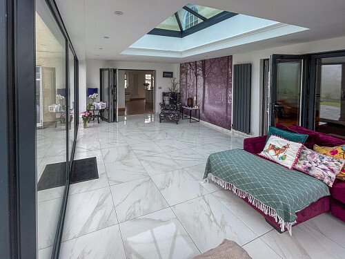 Cwm Y - Filming Locations Locations Direct -09