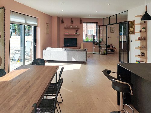 Flat 1  - Filming Locations Locations Direct -05