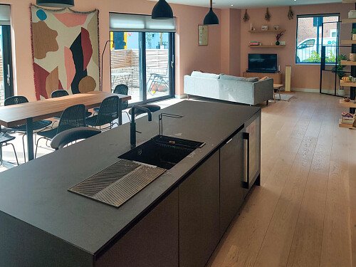 Flat 1  - Filming Locations Locations Direct -10