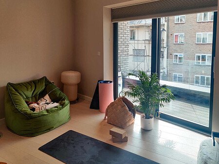 Flat 1  - Filming Locations Locations Direct -17