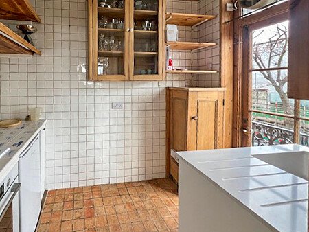 Flat 52 - Filming Locations Locations Direct -06