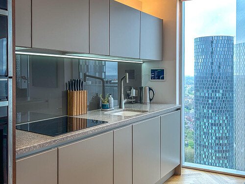 Flat B4105 - Filming Locations Locations Direct -06