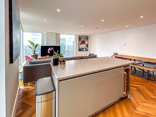 Flat B4105 - Filming Locations Locations Direct -09