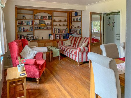 Pink Bath - Filming Locations Locations Direct -04