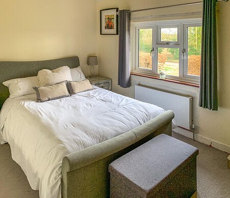 Pink Bath - Filming Locations Locations Direct -17