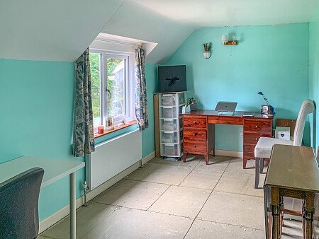 Pink Bath - Filming Locations Locations Direct -23