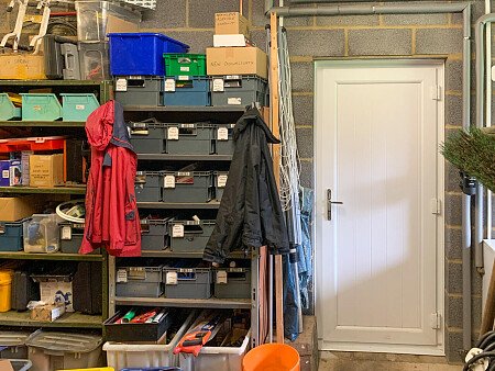 Pink Bath - Filming Locations Locations Direct -34