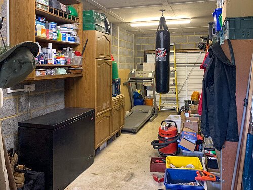 Pink Bath - Filming Locations Locations Direct -33