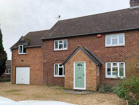 Pink Bath - Filming Locations Locations Direct -42