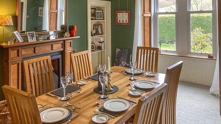 Whire farm House - Filming Locations Locations Direct -06