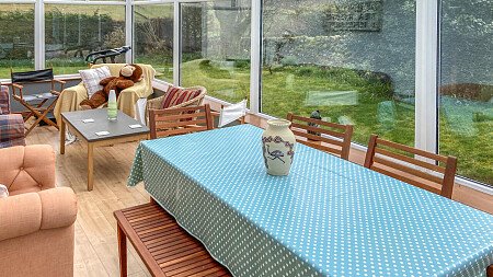 Whire farm House - Filming Locations Locations Direct -07