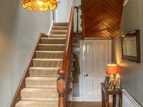 Whire farm House - Filming Locations Locations Direct -13