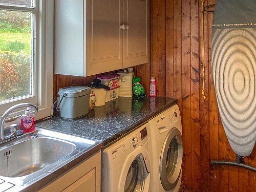 Whire farm House - Filming Locations Locations Direct -22